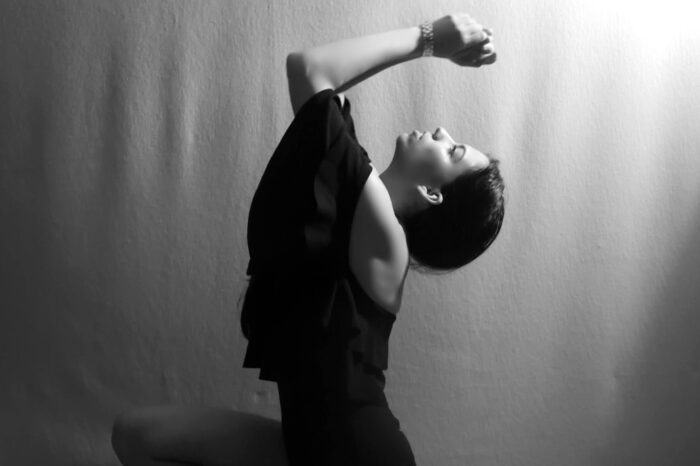 ELINA LAIVERA SINGER SONGWRITER 2019 ALCHEMY PROMO
