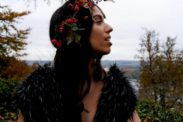 ELINA LAIVERA Happy Christmas